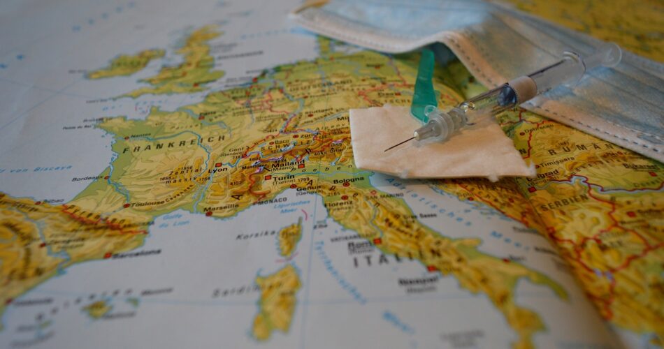La vaccination en Europe contre le Covid-19 atteint 70% de la population_vaccine-
