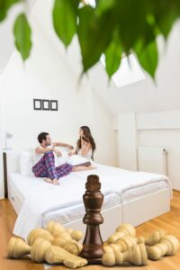 jouer aux échecs pendant les rapports sexuels en Estonie - loi insolite en europe - journal d'europe